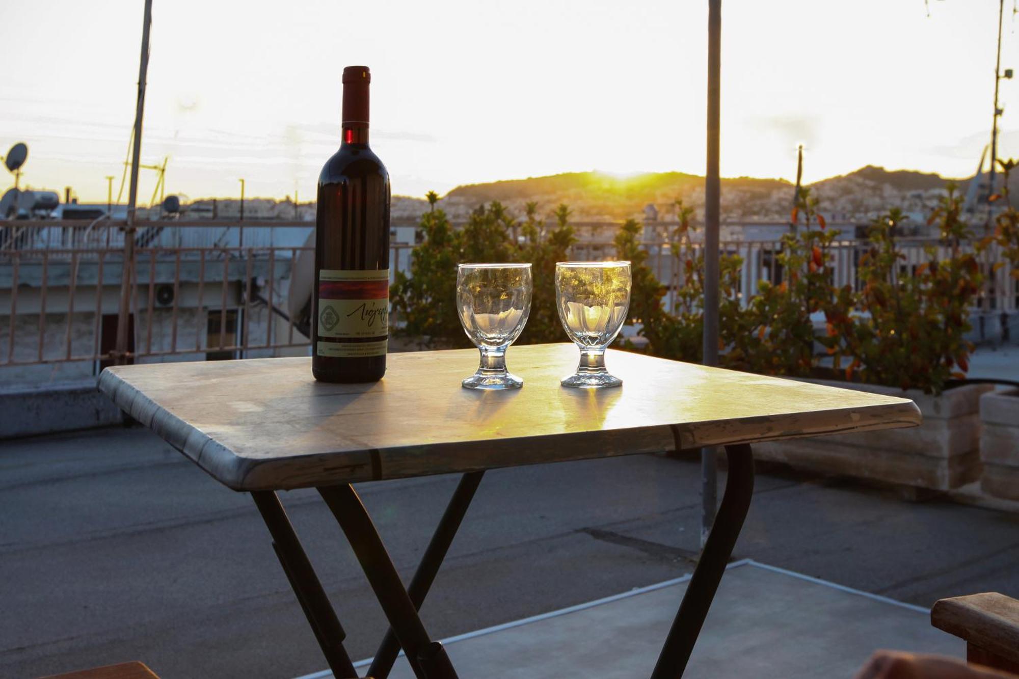 Loft Condo Next To Metro Station. Amazing View! Athen Eksteriør bilde